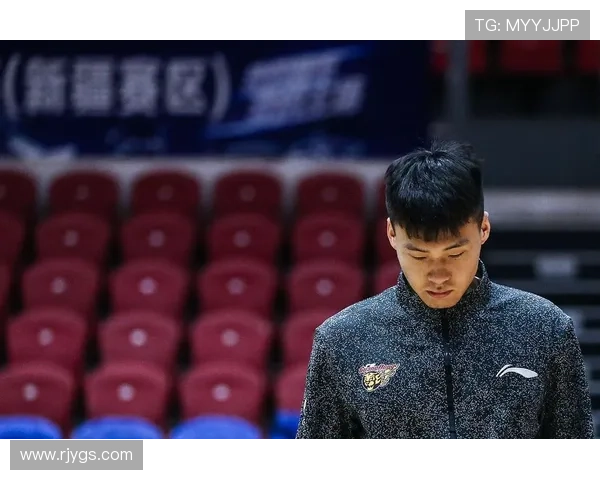 男篮逆袭第二赵睿封面助力冲刺